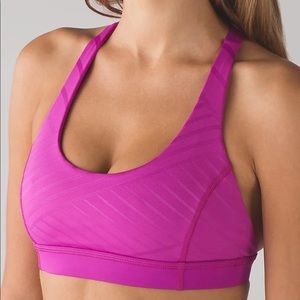 Lululemon sports bra
